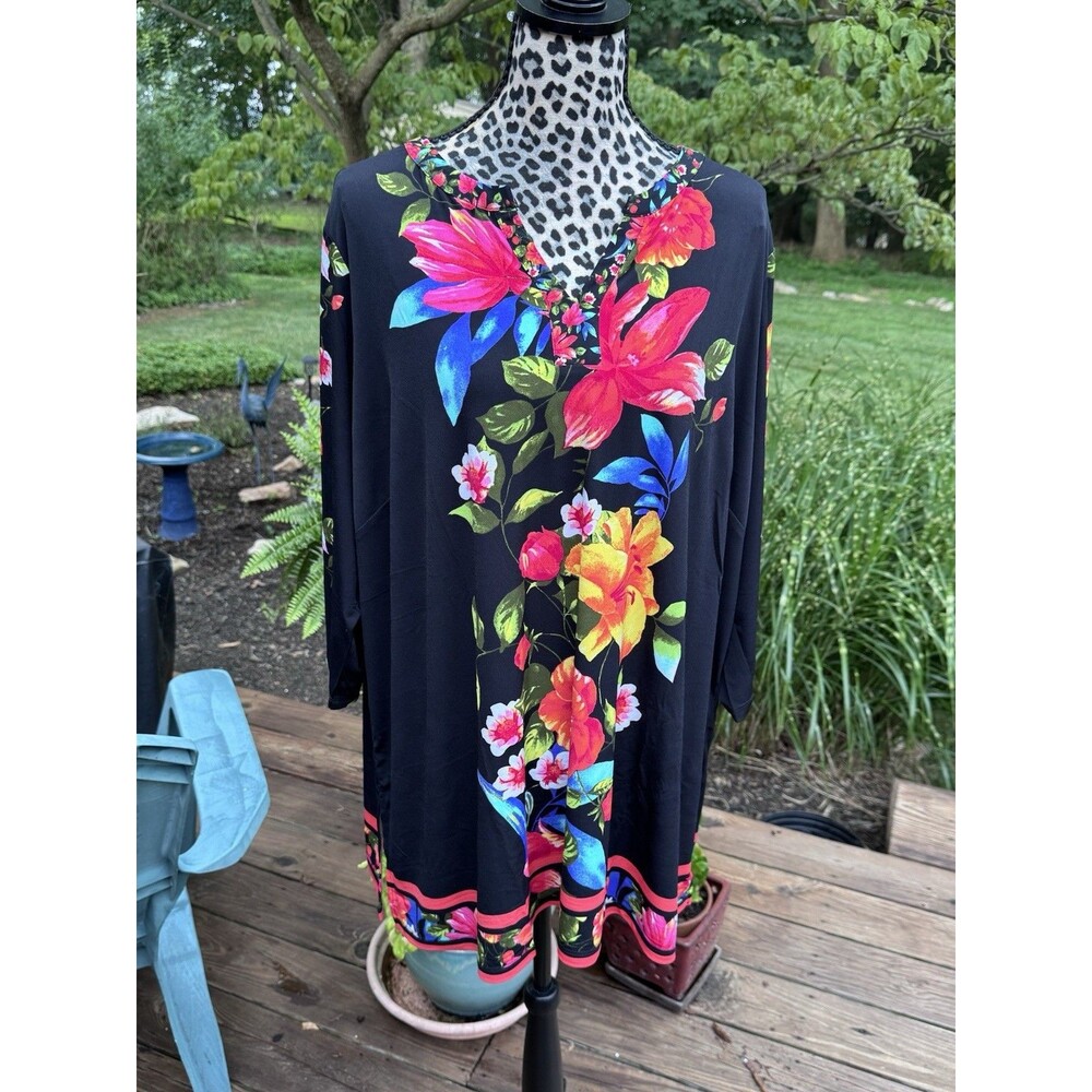 Susan Graver Liquid Knit Black Floral Split Neck 3/4 Sleeve Tunic Top 3X New